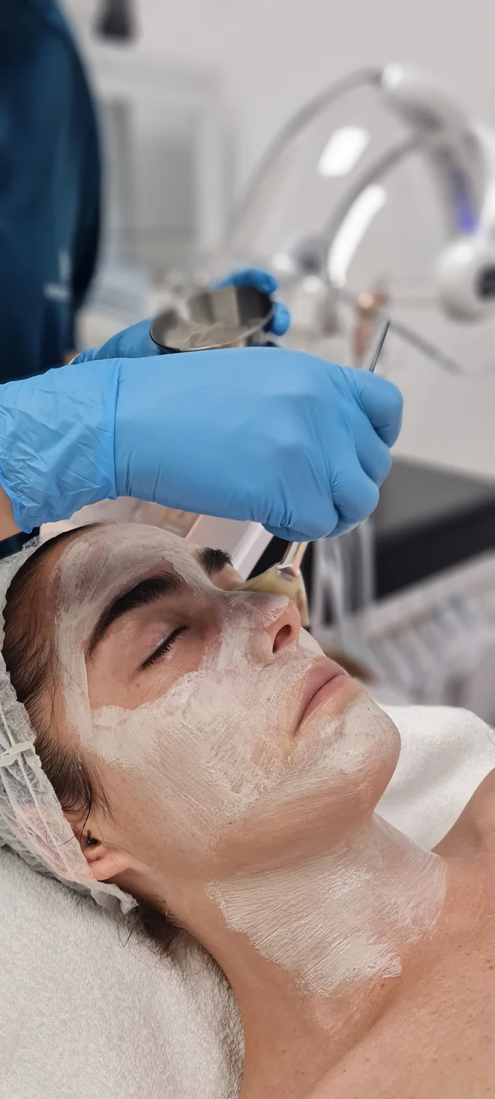 Rejuvenecimiento facial en Bilbao: tratamiento facial en cabina